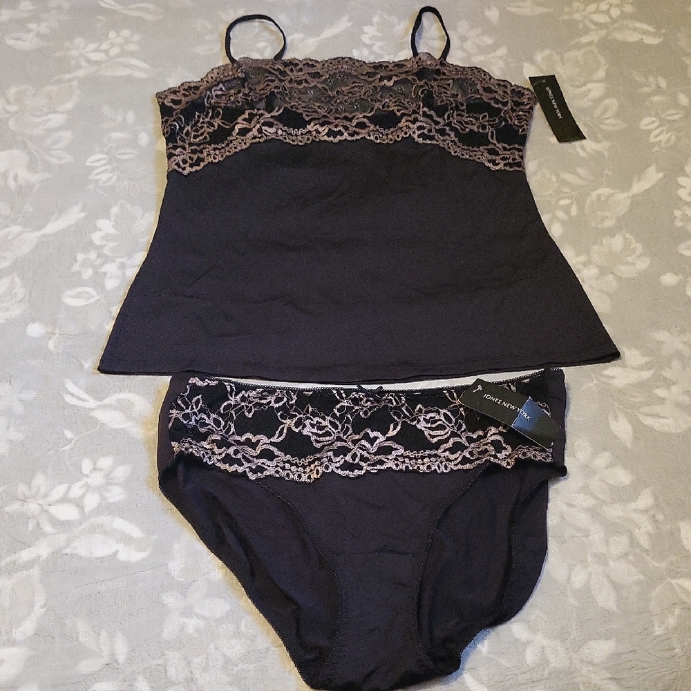 Jones New York Black and Pink Lace Chemise Set